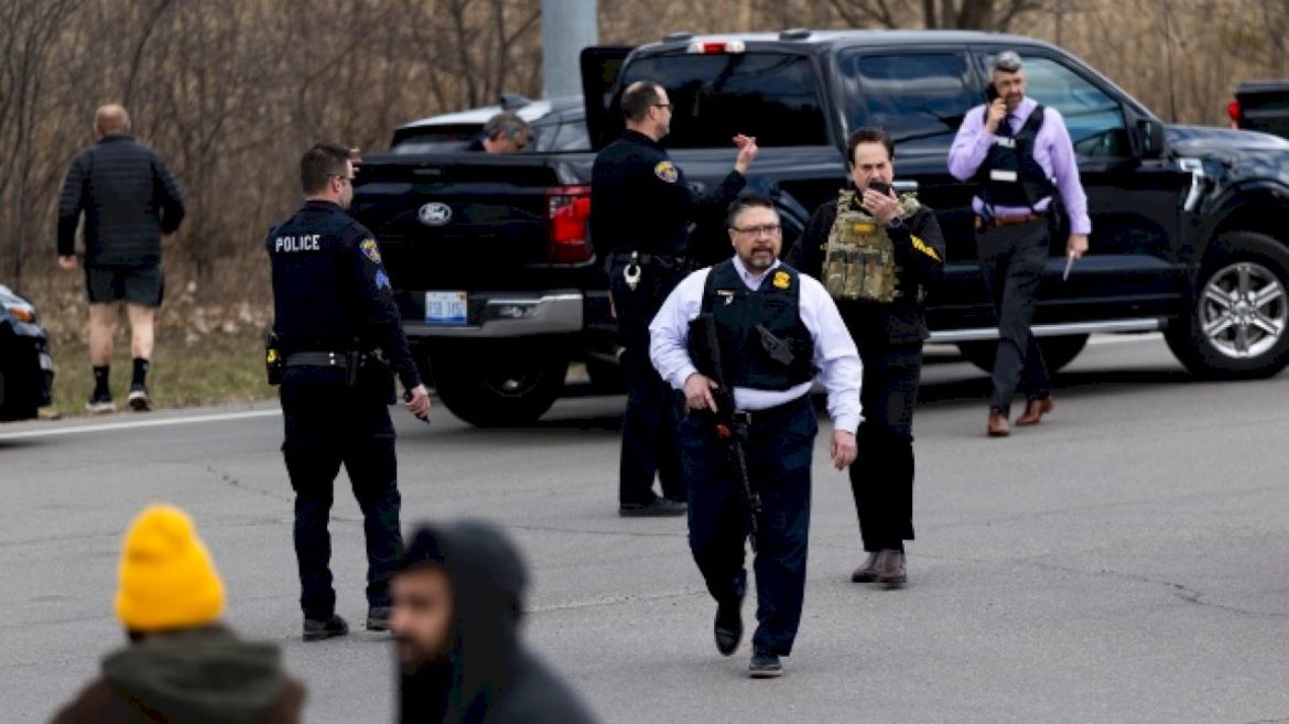 michigan-synagogue-attack-‘could-have-looked-a-lot-more-like-sandy-hook,’-gov.-whitmer-says