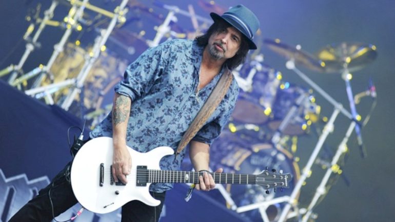 motorhead-guitarist-phil-campbell-dead-at-64