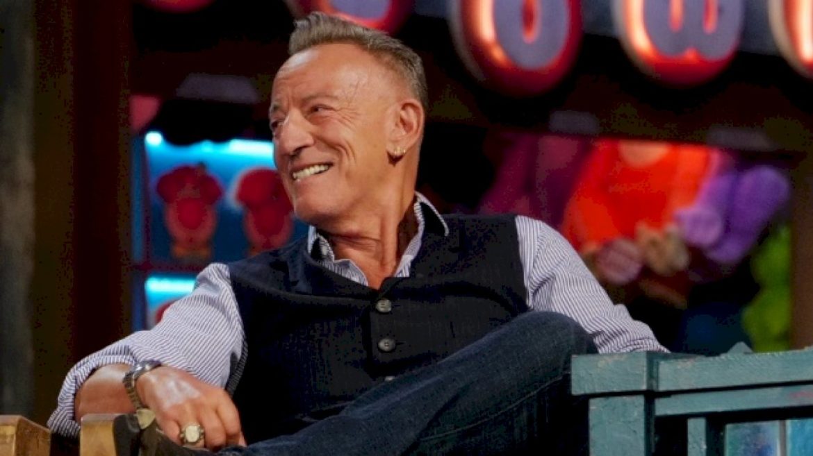 bruce-springsteen’s-personal-chef-reveals-his-favorite-foods,-heat-tolerance-and-more