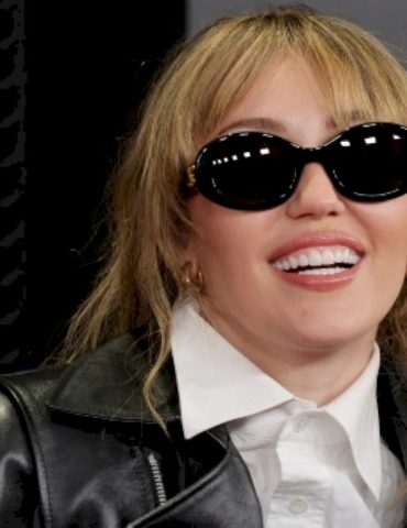 how-miley-cyrus-managed-to-avoid-‘child-star-syndrome’-during-‘hannah-montana’-years