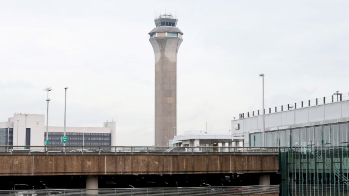 alaska-airlines-flight,-fedex-cargo-plane-nearly-collide-at-newark-airport:-radar-data