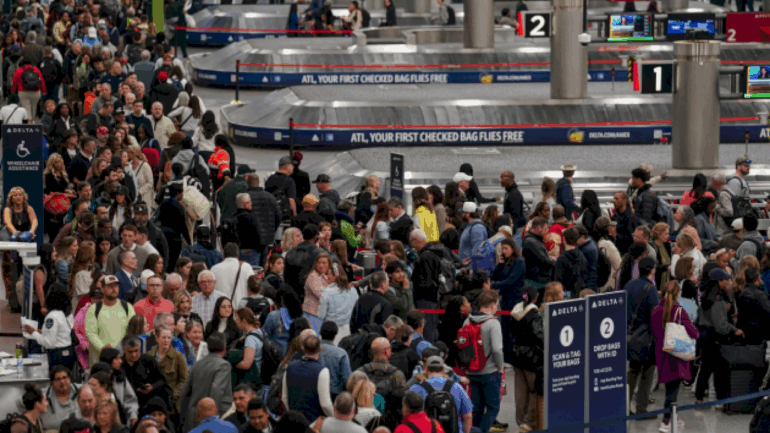 record-numbers-of-tsa-officers-called-out-saturday-as-dhs-shutdown-continues