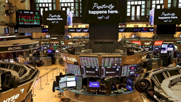 dow-soars-1,000-points-as-trump-claims-talks-held-with-iran