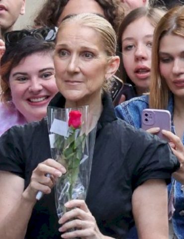 posters-in-paris-possibly-point-to-celine-dion-comeback