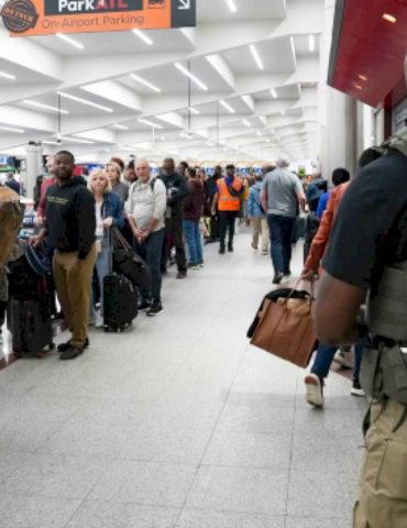 trump-doesn’t-rule-out-immigration-enforcement-at-airports-after-ice-agents-deployed