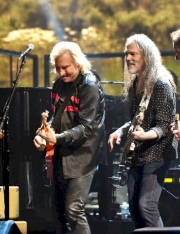 eagles-expand-the-long-goodbye-act-iii-tour