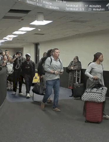 travel-disruption-continues-even-after-ice-agents-deployed-to-airports