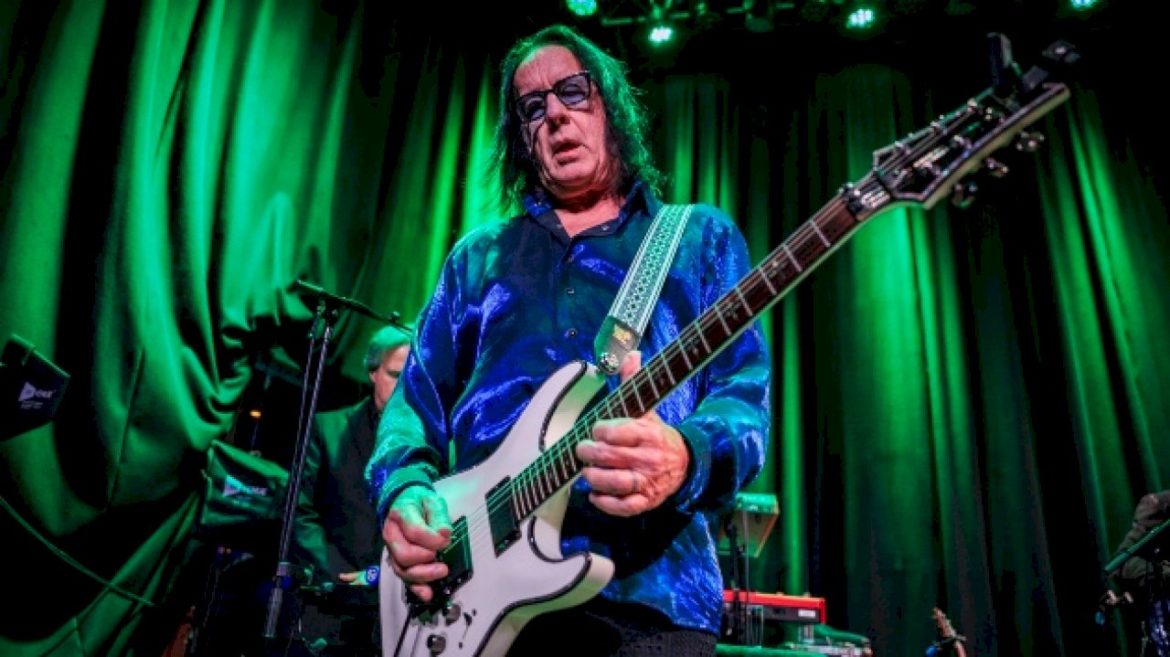 todd-rundgren-announces-summer-tour