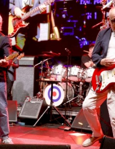 pete-townshend-updates-fans-on-possible-new-who-album:-‘roger-wants-to-give-it-a-try’