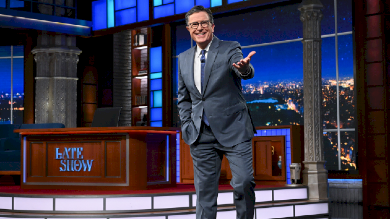 stephen-colbert-to-write-next-‘lord-of-the-rings’-film-after-‘the-hunt-for-gollum’
