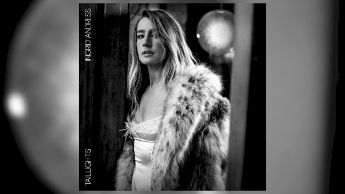 ingrid-andress-can-‘see-a-one-night-stand-coming’-in-‘taillights’