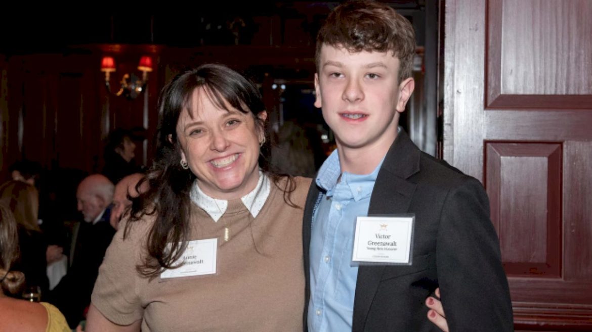 boy-receiving-citizen-honor-award-for-shielding-classmate-during-school-shooting-in-minneapolis