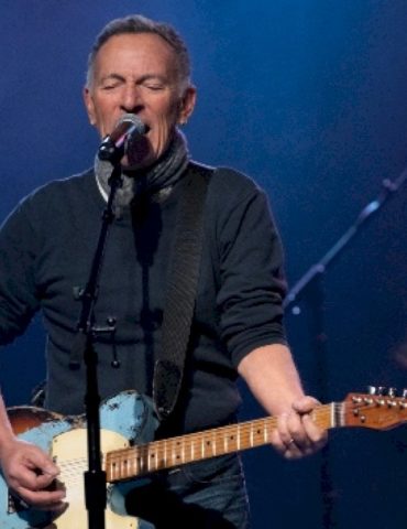 bruce-springsteen-ready-for-blowback-from-upcoming-political-tour:-‘that’s-fine-with-me’