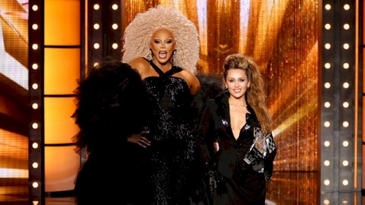 miley-cyrus-to-receive-giving-us-lifetime-achievement-award-during-‘rupaul’s-drag-race’-finale