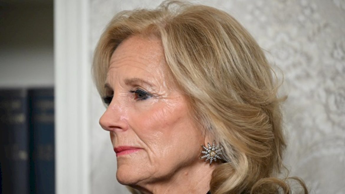 secret-service-agent-on-jill-biden-detail-shoots-self-in-the-leg,-official-says