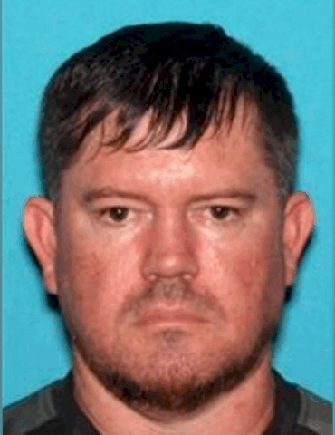 man-accused-in-brother’s-murder-escapes-from-jail-in-tennessee:-authorities