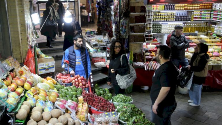 as-trump-postpones-threatened-attacks-on-iran’s-power-plants,-experts-warn-of-the-potential-humanitarian-crisis