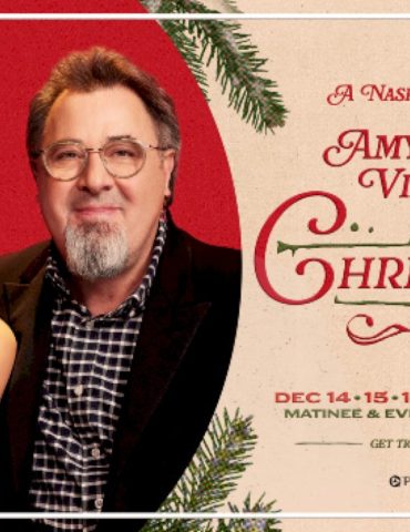 ‘the-whole-world’-is-invited-for-christmas-at-the-ryman-with-vince-gill-and-amy-grant