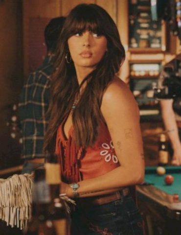 watch-ella-langley’s-cinematic-new-video-for-‘choosing-texas’