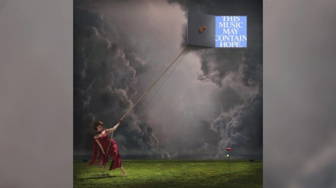 raye’s-‘this-music-may-contain-hope’-is-#1-in-the-uk