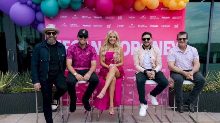 megan-moroney-celebrates-‘6-months-later’-two-months-later