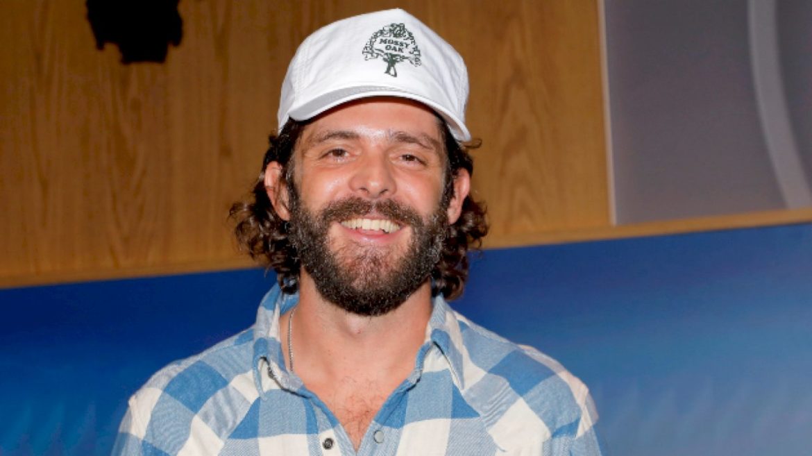 ‘where-we-go’:-thomas-rhett-and-marshmello-name-check-conway-twitty-in-new-collab