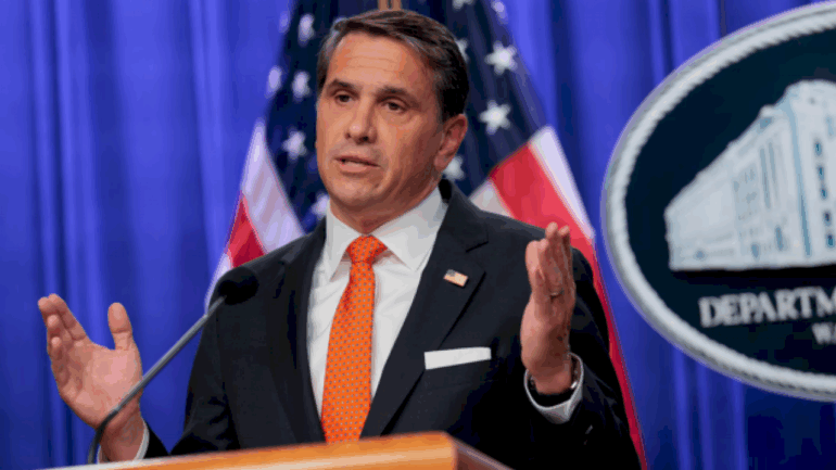 todd-blanche,-in-1st-appearance-as-acting-ag,-shrugs-off-suggestion-trump-will-‘pressure’-him-to-target-opponents