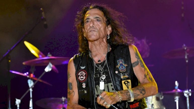 ratt’s-stephen-pearcy-drops-‘i-need-u’-off-upcoming-album,-‘the-dogg-mob’