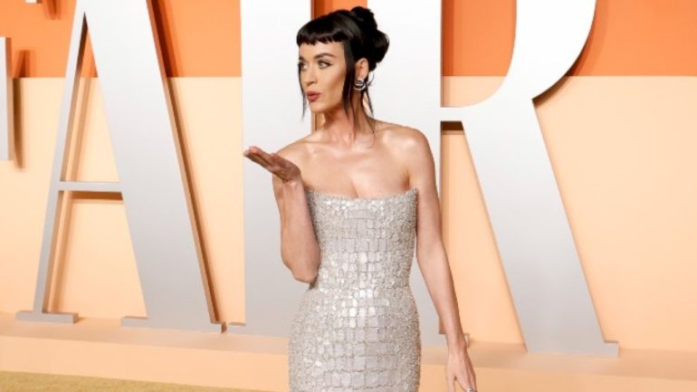 katy-perry,-mariah-carey,-selena-gomez-&-more-make-‘forbes’-list-of-the-greatest-living-self-made-americans