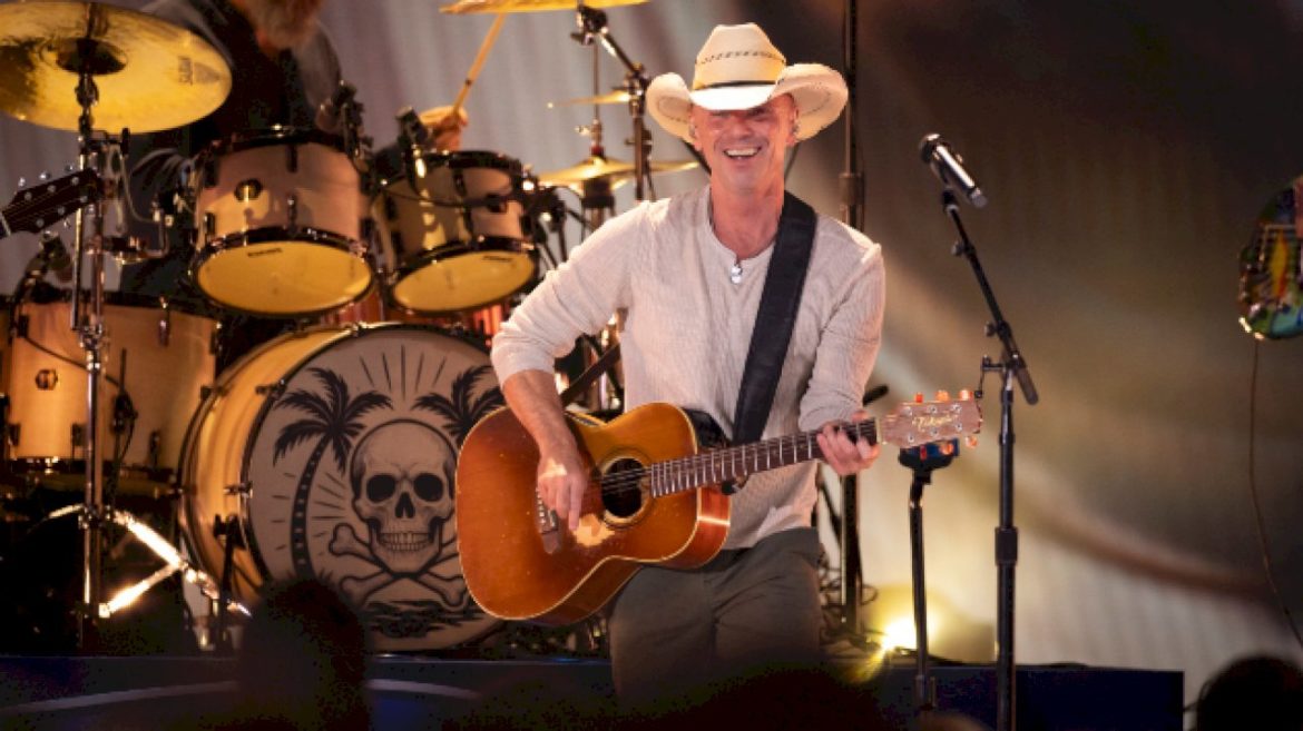 megan-moroney-and-uncle-kracker-pop-up-at-kenny-chesney’s-2026-debut