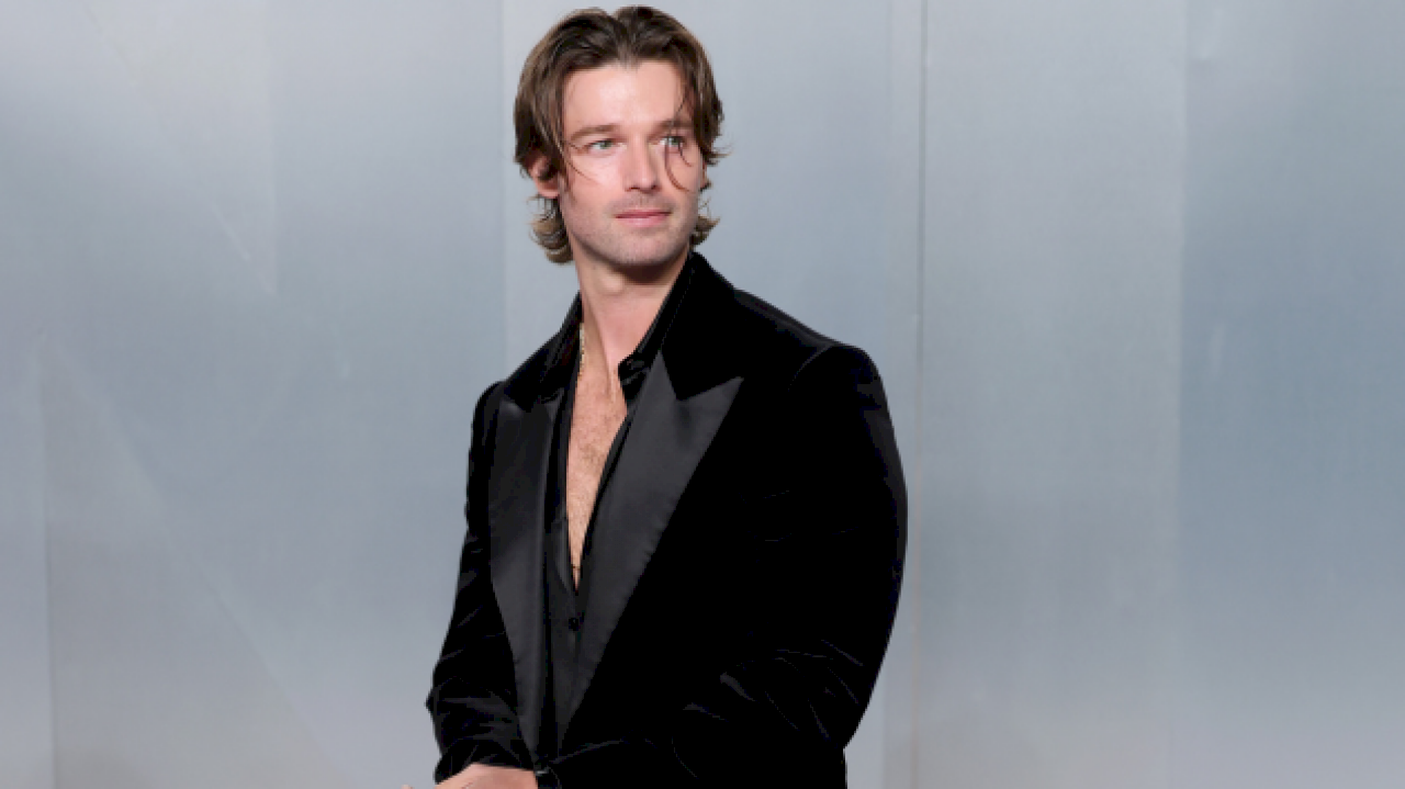 patrick-schwarzenegger-to-star-alongside-phoebe-dynevor-in-‘beach-read’-film-adaptation:-report