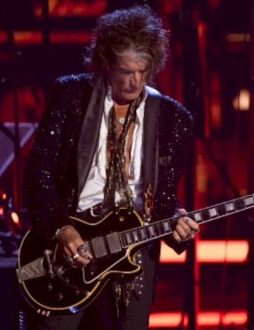 joe-perry-on-aerosmith’s-future:-‘you-never-know’