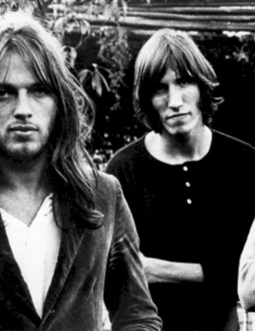 pink-floyd’s-love-of-soccer-memorialized-in-new-merch-collection