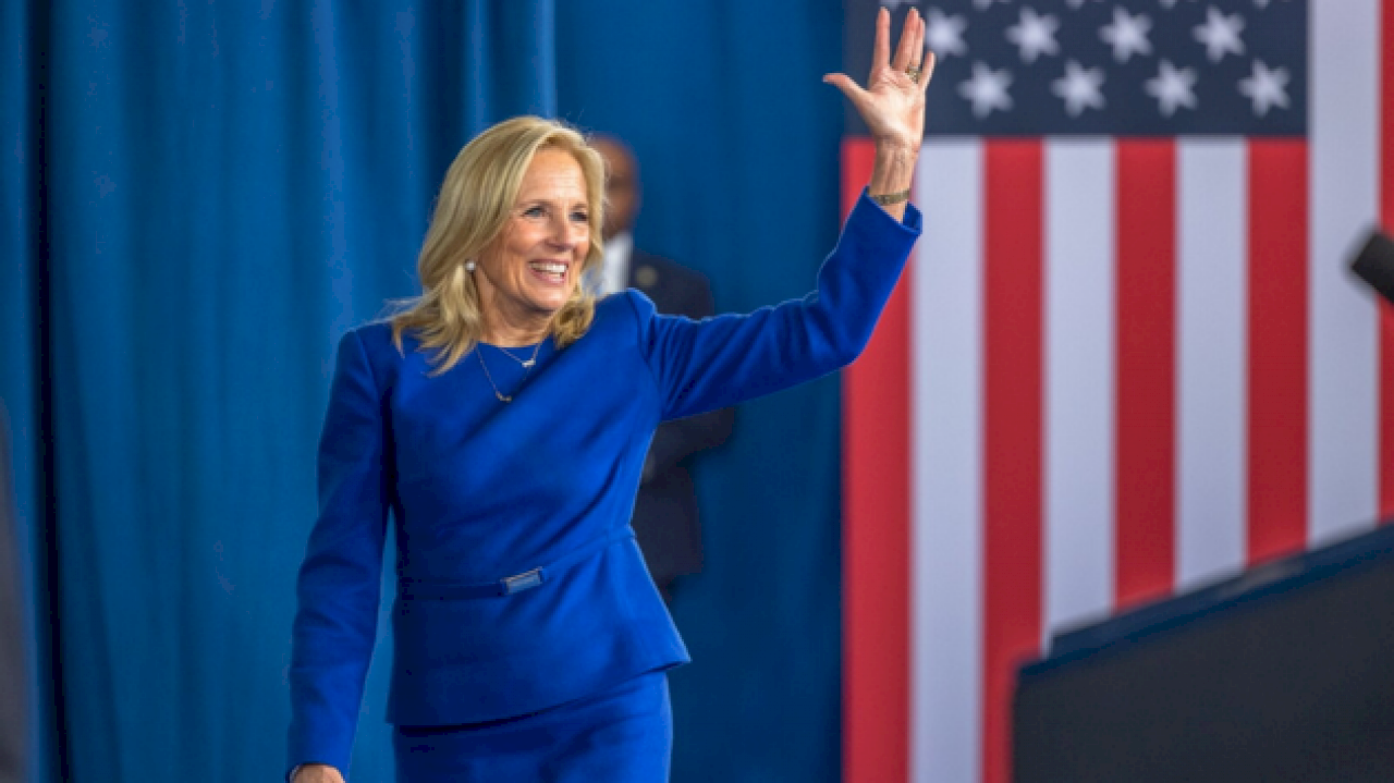 jill-biden-bid-$35,000-for-a-chance-to-guest-star-on-‘heated-rivalry,’-but-lost-out