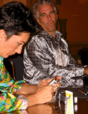 ghislaine-maxwell-again-asks-judge-to-vacate-her-sex-trafficking-conviction-and-release-her