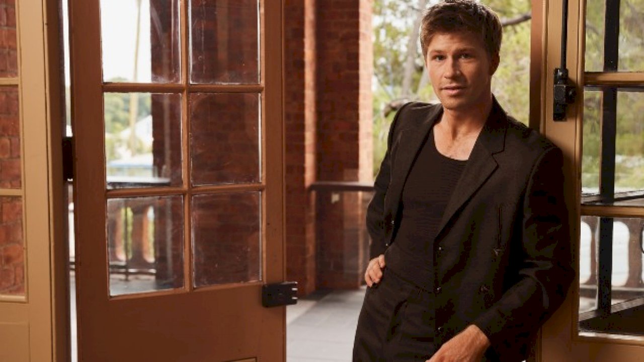 robert-irwin-to-host-new-spinoff-series-‘dancing-with-the-stars:-the-next-pro’