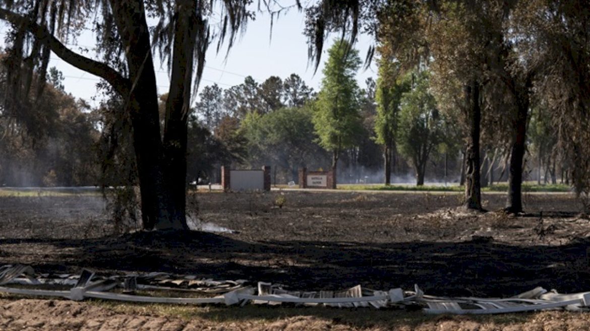 georgia-wildfires:-2-major-blazes-grow-to-more-than-34,000-acres