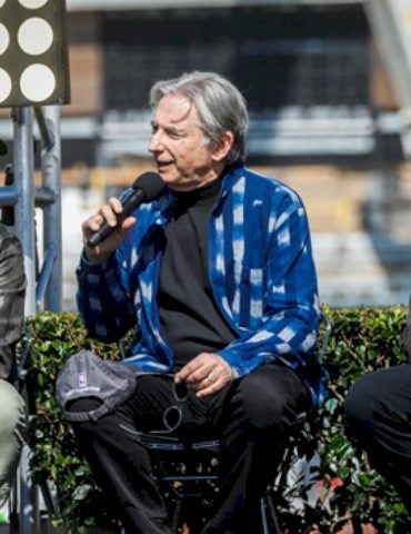metallica-pays-tribute-to-late-conductor-and-‘s&m2﻿’-collaborator-michael-tilson-thomas