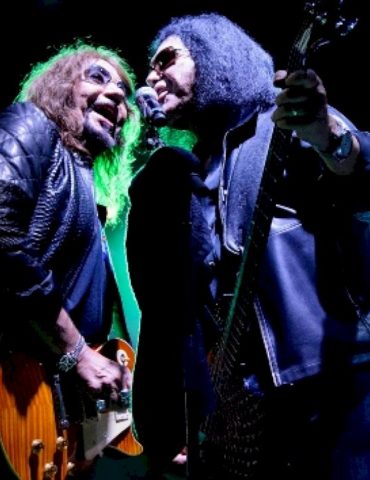 gene-simmons-regrets-not-staging-an-intervention-for-ace-frehley