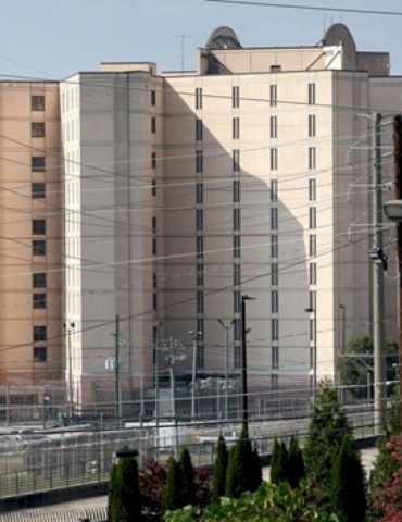 ex-fulton-county-jail-detainee-alleges-hands,-legs-amputated-after-medical-neglect