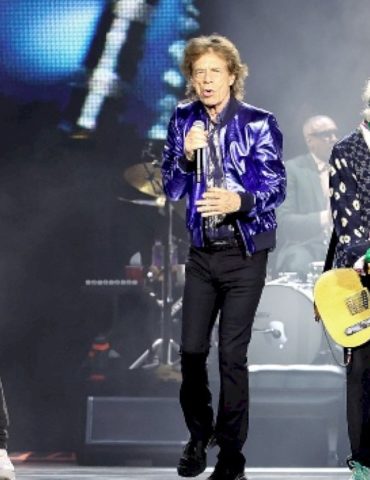 the-rolling-stones-continue-to-tease-fans-with-possible-new-music