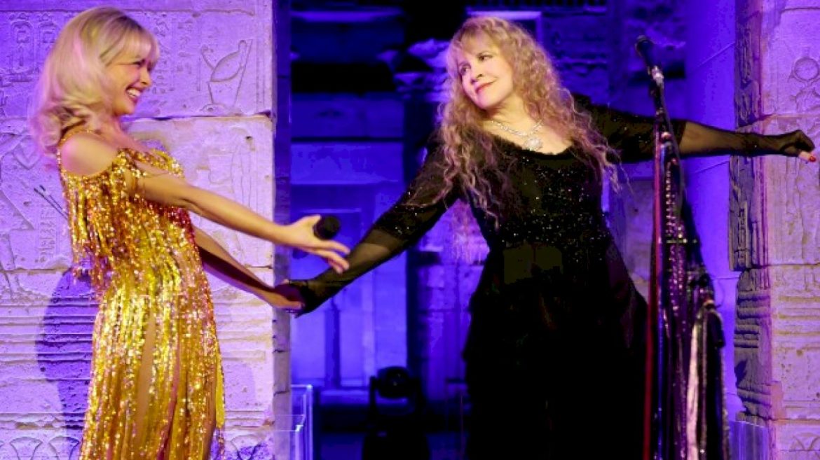 sabrina-carpenter-duets-with-stevie-nicks-at-2026-met-gala