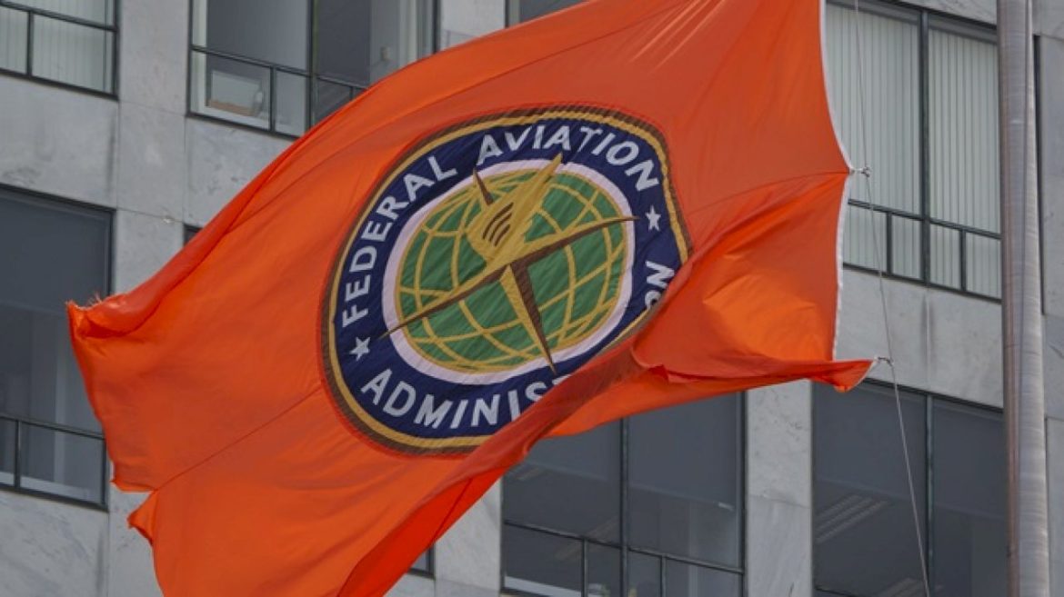 faa-employee-arrested-after-allegedly-using-work-computer-to-threaten-trump