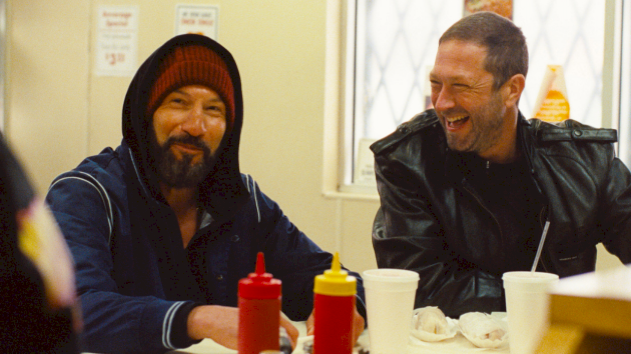 ‘the-bear’-drops-new-surprise-prequel-episode-starring-ebon-moss-bachrach,-jon-bernthal