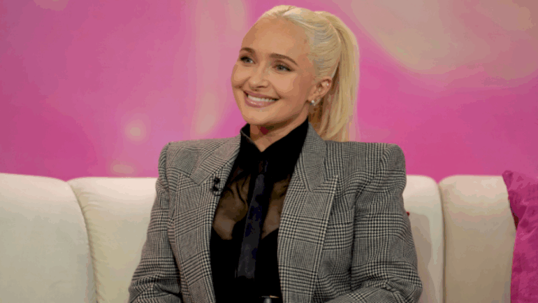 hayden-panettiere-comes-out-as-bisexual:-‘i’ve-chosen-to-share-it-with-the-world’