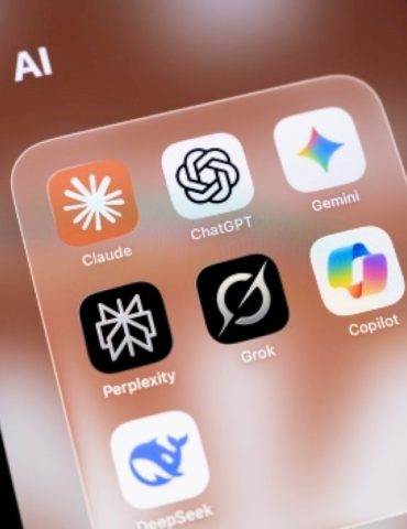 visual-investigation:-scores-of-online-resellers-are-using-ai-to-fool-customers-by-pretending-to-be-mom-and-pop-stores