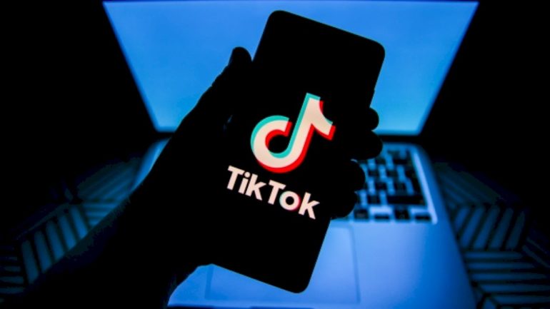 trump-administration-eyeing-$400m-settlement-from-tiktok-for-dc-‘beautification’:-sources