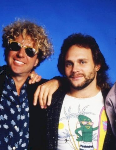 despite-estrangement,-sammy-hagar-wishes-alex-van-halen-a-happy-birthday