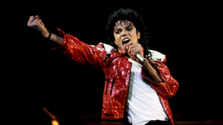 michael-jackson-lands-new-chart-milestone-with-two-albums-in-the-‘billboard’-200-top-10