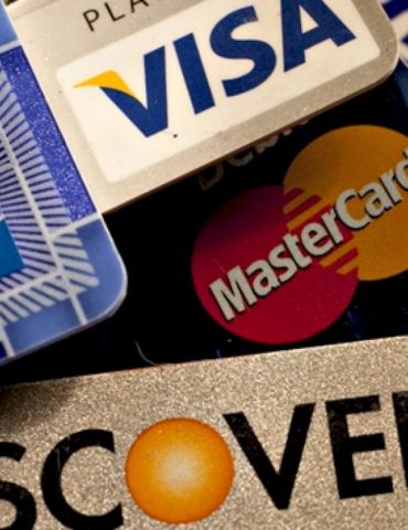 us-household-debt-ticks-up-to-new-all-time-high-as-inflation-continues-to-rise